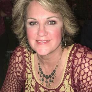 Meet your Posher, Delisa